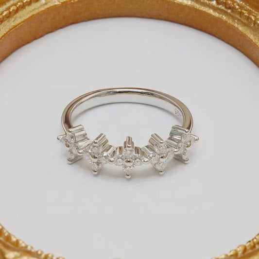 Round Cut Lab Grown-CVD Diamond floral Dainty Wedding Ring - JBR Jeweler
