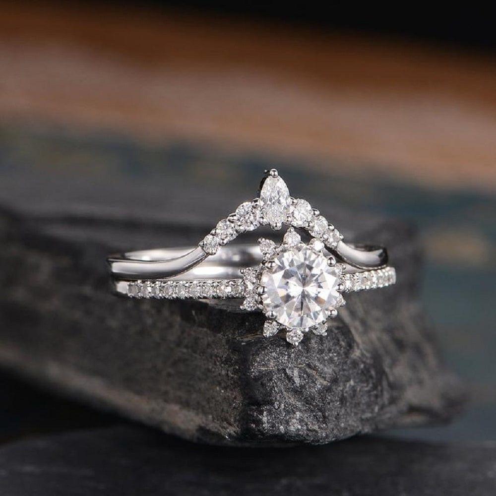 Arrow on sale engagement ring