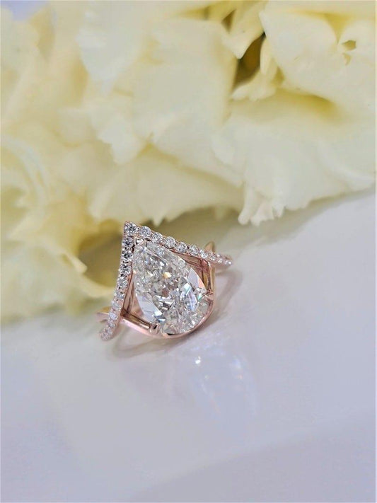 1.5CT Pear Cut Certified Lab-Grown Diamond Chevron Engagement Ring - JBR Jeweler