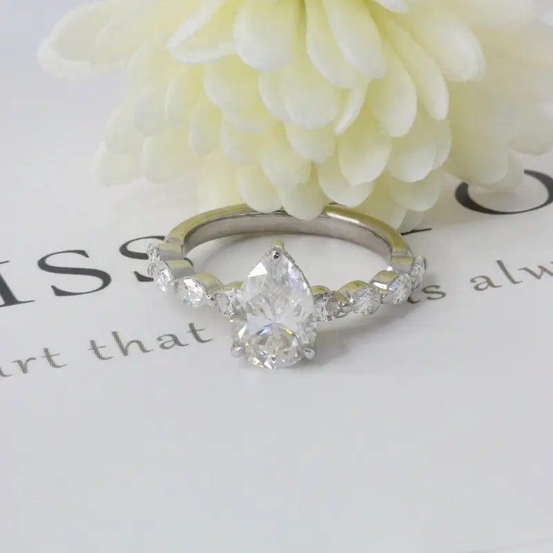 1.5Ct Pear Shaped Lab Grown-CVD Diamond Engagement Ring in Gold - JBR Jeweler