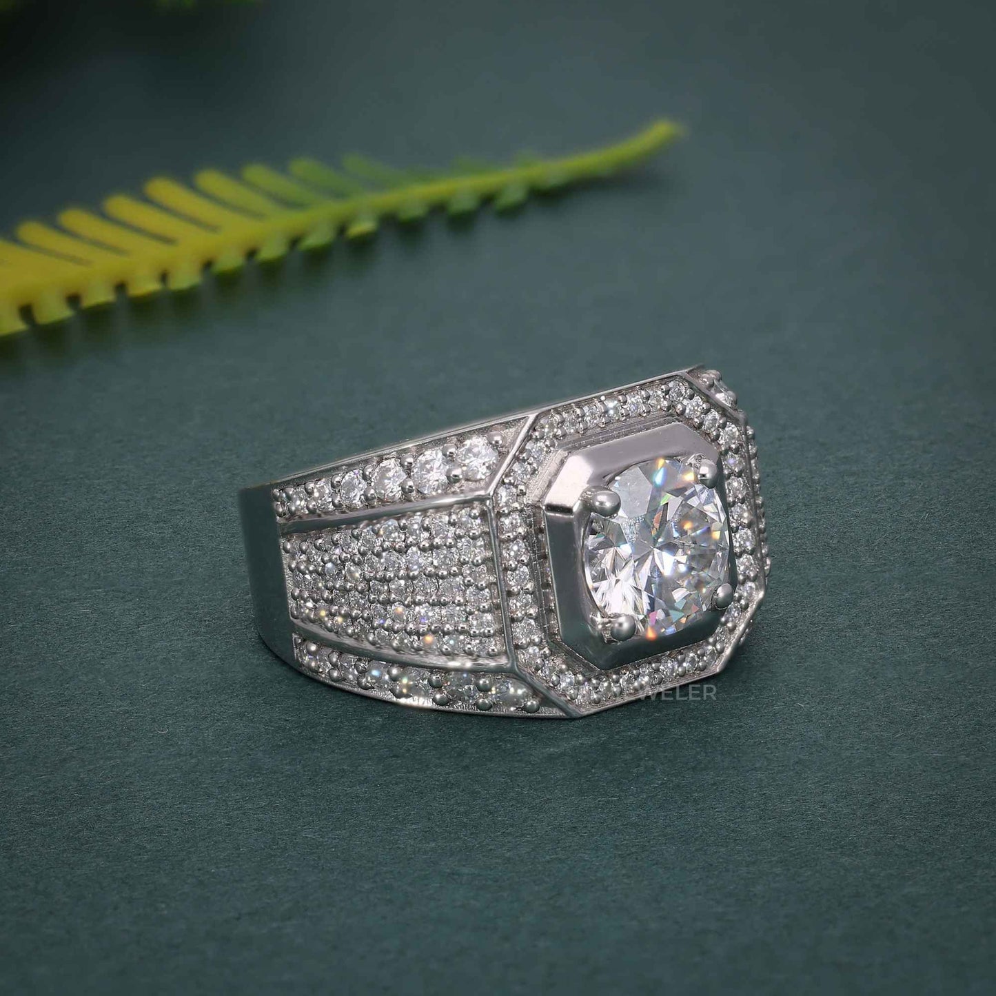 1.5ct Men's Brilliant Cut Moissanite Diamond S925 Silver Band Side Stones Ring