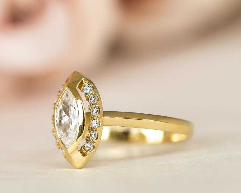 10x5MM Marquise Cut Diamond Knife Edge Moissanite Engagement Ring For Women - JBR Jeweler