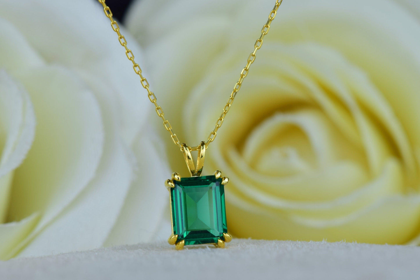 14K Gold Emerald Cut Green Gemstone May Birthstone Pendant Necklace for Gift - JBR Jeweler