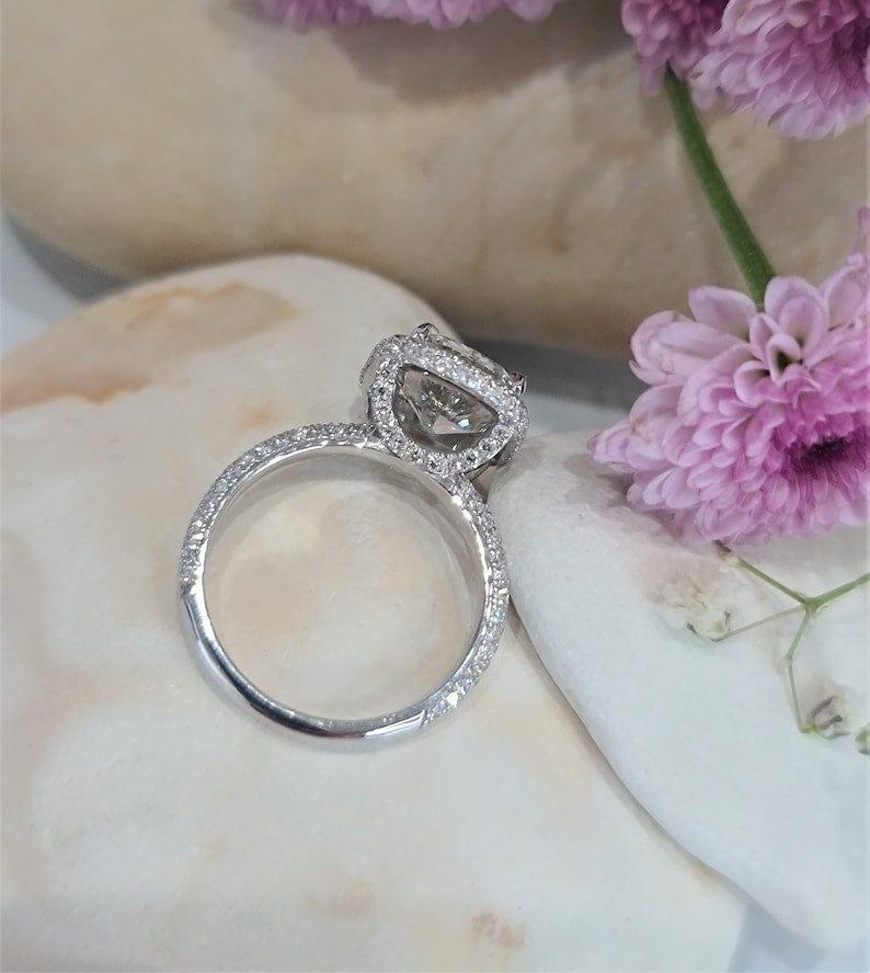 1CT Elongated Cushion Cut Halo Lab-Grown Diamond Engagement Ring - JBR Jeweler