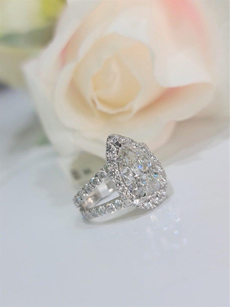 1CT Pear Cut Halo Split Shank Lab-Grown Diamond Bridal Set Ring - JBR Jeweler