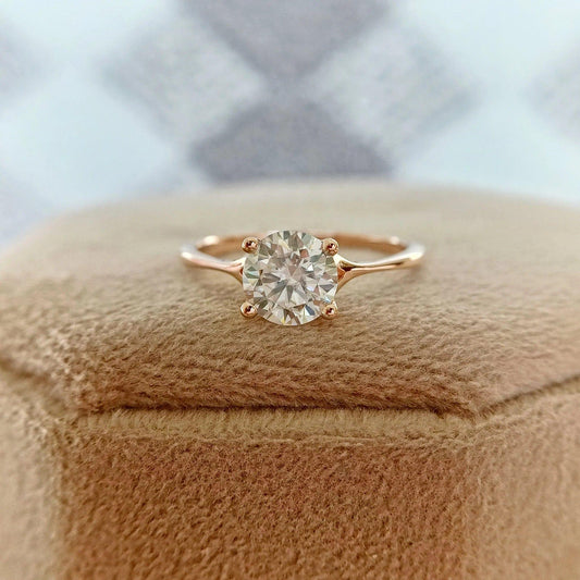 1CT Round Cut Lab-Grown Diamond Reverse Tapered Engagement Ring - JBR Jeweler