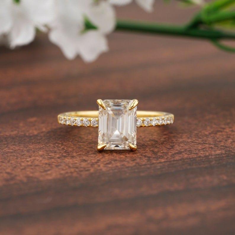 2.0CT Emerald Shaped Solitaire Diamond Moissanite Engagement Ring - JBR Jeweler