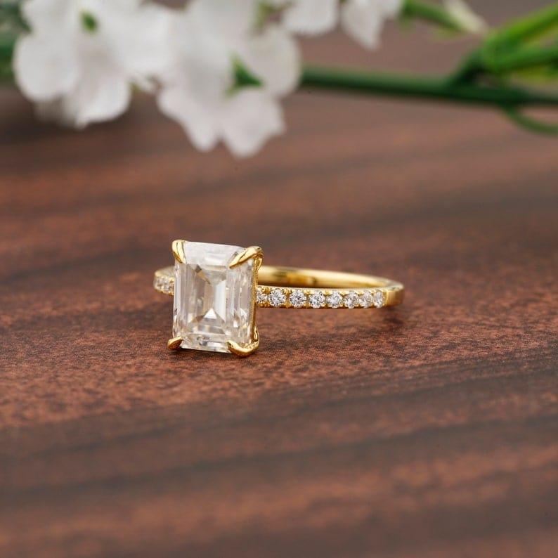 2.0CT Emerald Shaped Solitaire Diamond Moissanite Engagement Ring - JBR Jeweler