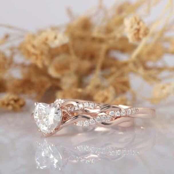6.50MM Heart Shape 1CT Twisted Band Moissanite Bridal Wedding Ring Set - JBR Jeweler