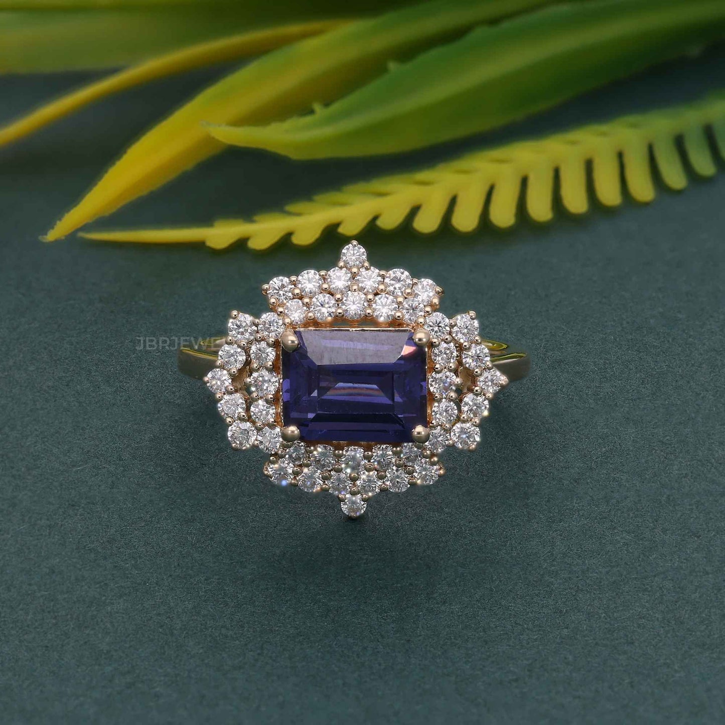 Antique Royal Blue Sapphire Gemstone Halo Diamond Sapphire Engagement Ring