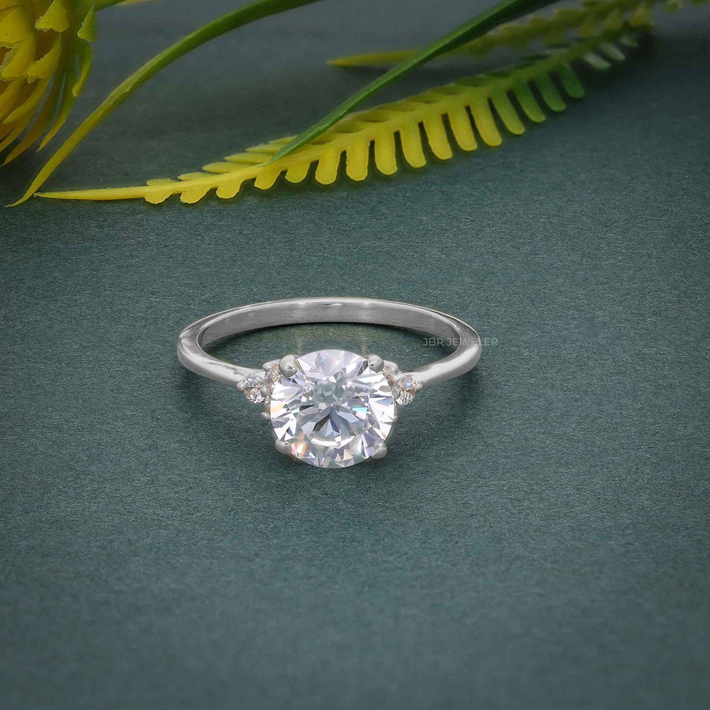 Muse Round Cut Lab grown Diamond Engagement Ring