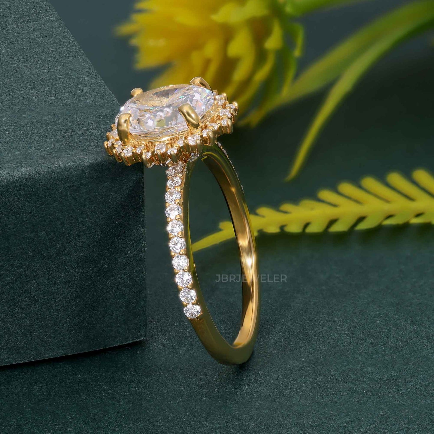 Sunburst Oval Cut Moissanite Diamond Halo Engagement Ring