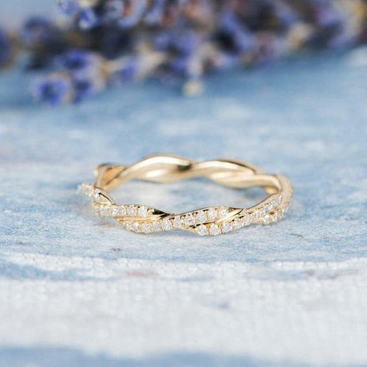 Round Cut Lab Grown-CVD Diamond Twisted Wedding Band - JBR Jeweler